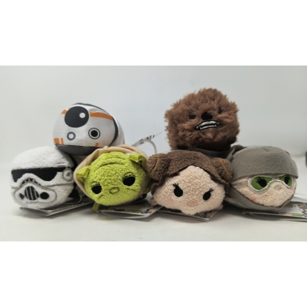 Lot of 6‎ Disney Star Wars Tsum Tsum  Beanbag Stuffed Animals 4 Have Tags